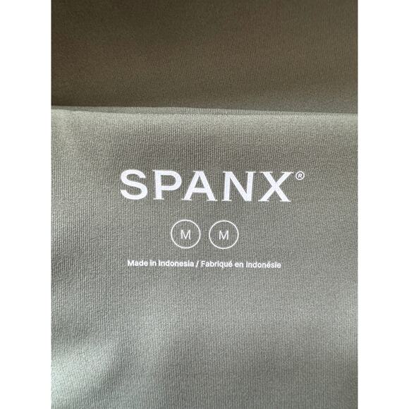 New SPANX Women's Clover Active Booty Boost 7/8 Leggings Size M - Picture 7 of 9